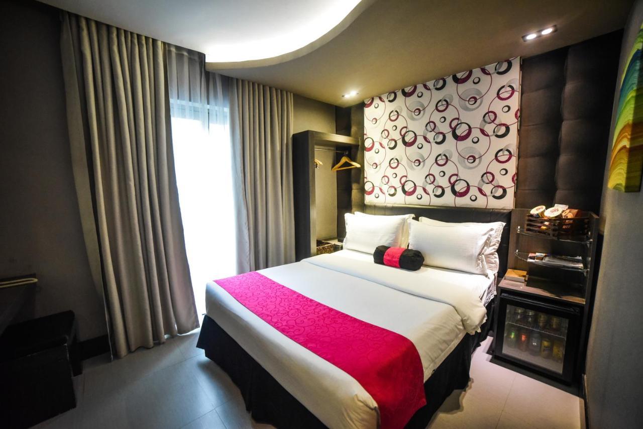 Eloisa Royal Suites Lapu-Lapu City Bagian luar foto