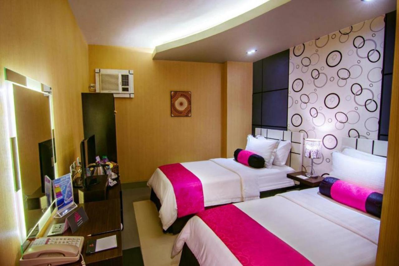 Eloisa Royal Suites Lapu-Lapu City Bagian luar foto