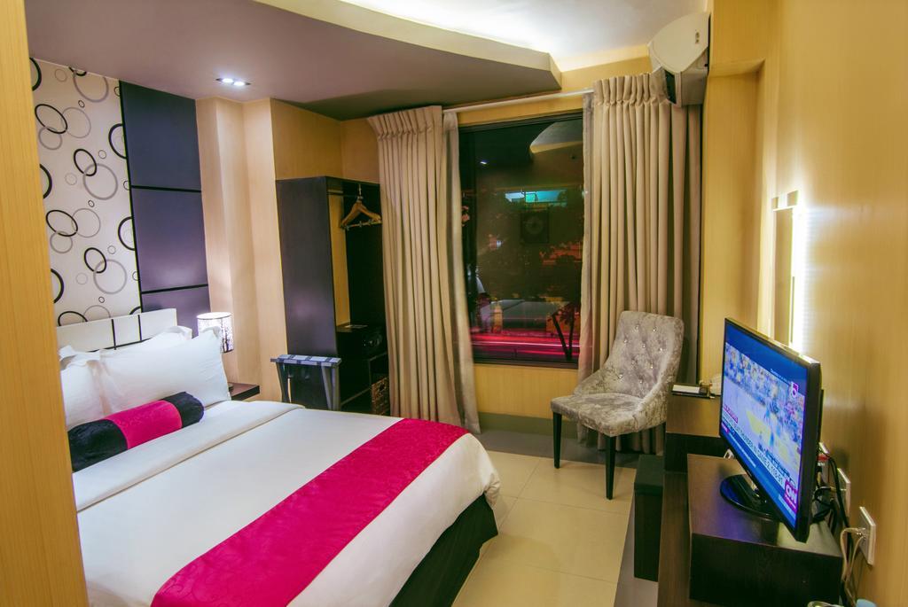 Eloisa Royal Suites Lapu-Lapu City Bagian luar foto